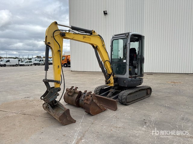 2013 New Holland E35B SR Pelle Sur Chenilles Tracked Excavator - Ekskavator me zinxhirë: foto 1 2013 New Holland E35B SR Pelle Sur Chenilles Tracked Excavator - Ekskavator me zinxhirë: foto 1