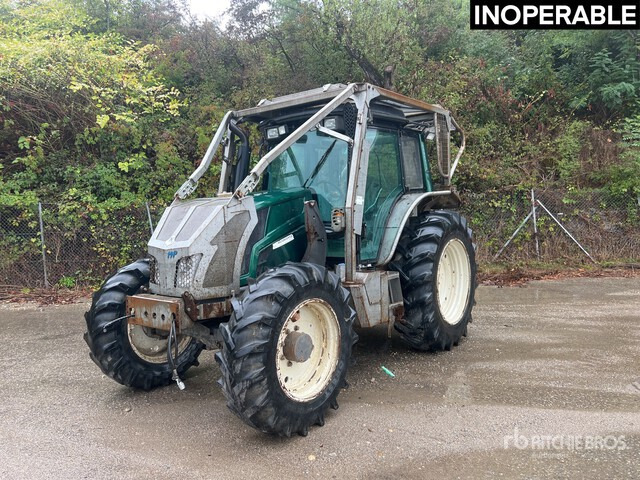 2013 Valtra N143 4x4 Tracteur Forestier (Inoperable) 4WD Tractor - Traktor: foto 2 2013 Valtra N143 4x4 Tracteur Forestier (Inoperable) 4WD Tractor - Traktor: foto 2