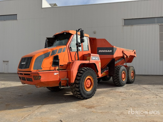 2015 Doosan DA30 Tombereau Articule Articulated Dump Truck - Shkarkues teleskopik: foto 2 2015 Doosan DA30 Tombereau Articule Articulated Dump Truck - Shkarkues teleskopik: foto 2