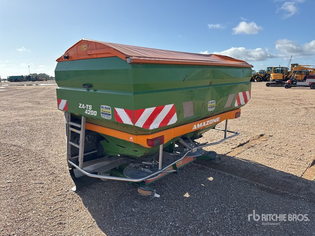 2016 Amazone ZATS 4200 Hydro 54 m 3-Point 4200 L Epandeur A ... Fertilizer Spreader - Shpërndarës plehu kimik: foto 4 2016 Amazone ZATS 4200 Hydro 54 m 3-Point 4200 L Epandeur A ... Fertilizer Spreader - Shpërndarës plehu kimik: foto 4
