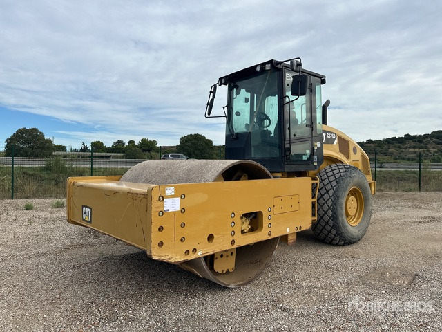 2017 Cat CS76B Compacteur Mono Cylindre Smooth Drum Compactor - Ngjeshës: foto 1 2017 Cat CS76B Compacteur Mono Cylindre Smooth Drum Compactor - Ngjeshës: foto 1