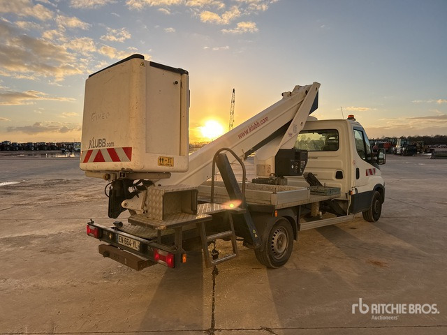 2017 Iveco 35-120 2017 Isoli VT48NEXS 14 m on Cam ... Bucket Truck - Platformë ajrore e montuar në kamion: foto 3 2017 Iveco 35-120 2017 Isoli VT48NEXS 14 m on Cam ... Bucket Truck - Platformë ajrore e montuar në kamion: foto 3