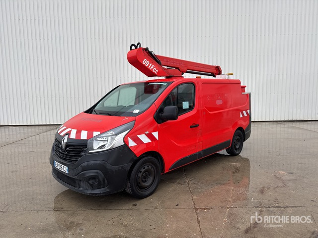 2018 Renault Trafic 2018 France Elevateur 091F 7 m ... Bucket Truck - Platformë ajrore e montuar në kamion: foto 2 2018 Renault Trafic 2018 France Elevateur 091F 7 m ... Bucket Truck - Platformë ajrore e montuar në kamion: foto 2