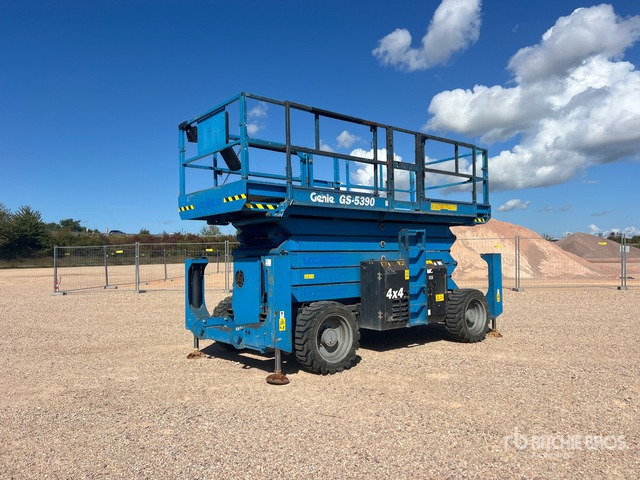 2019 Genie GS-5390RT 4x4 Nacelle Ciseaux Scissor Lift - Ngritës gërshërë: foto 2 2019 Genie GS-5390RT 4x4 Nacelle Ciseaux Scissor Lift - Ngritës gërshërë: foto 2