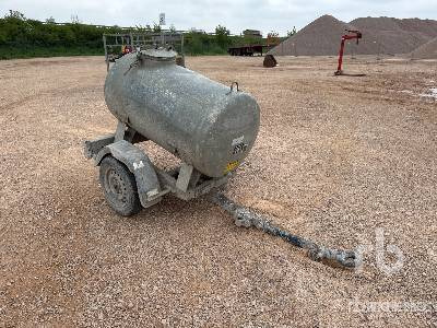 HUBIERE H111T 11CN 500 L S/A Citerne Sur Remorque - Gjysmë rimorkio me bot: foto 4 HUBIERE H111T 11CN 500 L S/A Citerne Sur Remorque - Gjysmë rimorkio me bot: foto 4