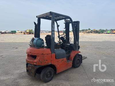 TOYOTA 42-7FGF20 1950 kg Chariot Elevateur - Pirun ngritës: foto 4 TOYOTA 42-7FGF20 1950 kg Chariot Elevateur - Pirun ngritës: foto 4