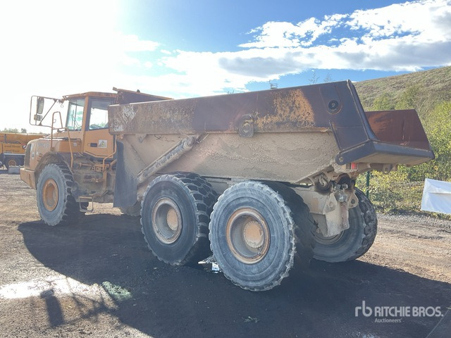 2004 Volvo A25D 6x6 Articulated Dump Truck - Shkarkues teleskopik: foto 3 2004 Volvo A25D 6x6 Articulated Dump Truck - Shkarkues teleskopik: foto 3