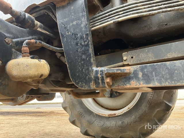 2005 Massey Ferguson 6480 Massey Ferguson 4WD Tractor 4WD Tractor - Traktor: foto 5 2005 Massey Ferguson 6480 Massey Ferguson 4WD Tractor 4WD Tractor - Traktor: foto 5