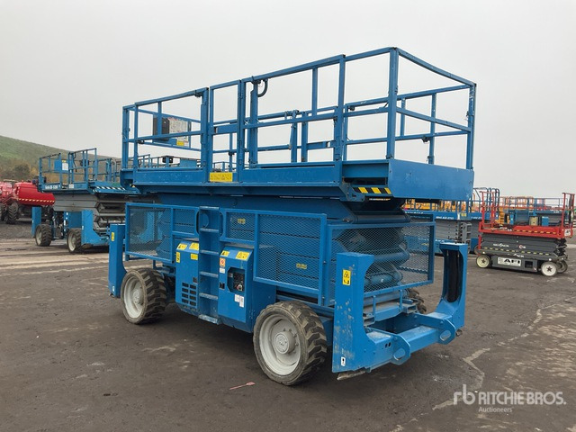 2011 Genie GS5390 4x4 Diesel Scissor Lift - Ngritës gërshërë: foto 4 2011 Genie GS5390 4x4 Diesel Scissor Lift - Ngritës gërshërë: foto 4