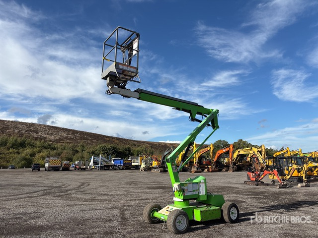 2013 Nifty-Lift HR12NDE 2WD Hybrid Articulating Boom Lift - Krah me çernjerë: foto 1 2013 Nifty-Lift HR12NDE 2WD Hybrid Articulating Boom Lift - Krah me çernjerë: foto 1