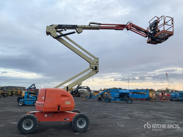 2014 JLG 450AJ 4WD Diesel Articulating Boom Lift - Krah me çernjerë: foto 2 2014 JLG 450AJ 4WD Diesel Articulating Boom Lift - Krah me çernjerë: foto 2