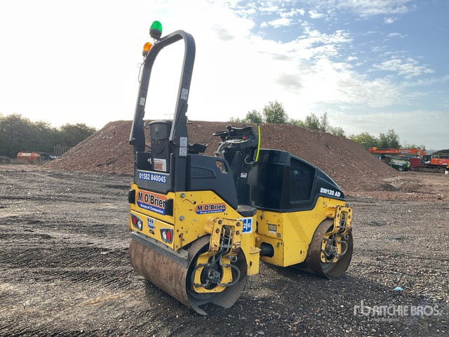 2015 Bomag 120AD-5 Double Drum Roller - Rul: foto 3 2015 Bomag 120AD-5 Double Drum Roller - Rul: foto 3