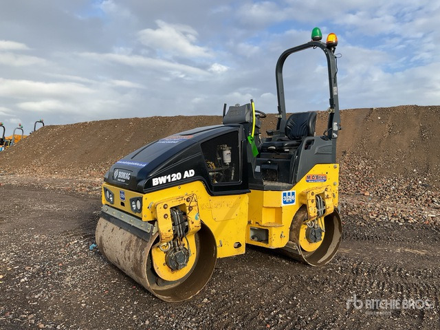 2015 Bomag 120AD-5 Double Drum Roller - Rul: foto 1 2015 Bomag 120AD-5 Double Drum Roller - Rul: foto 1