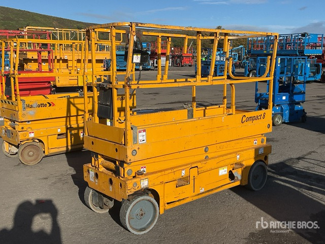 2015 Haulotte COMPACT8 Electric Scissor Lift - Ngritës gërshërë: foto 4 2015 Haulotte COMPACT8 Electric Scissor Lift - Ngritës gërshërë: foto 4