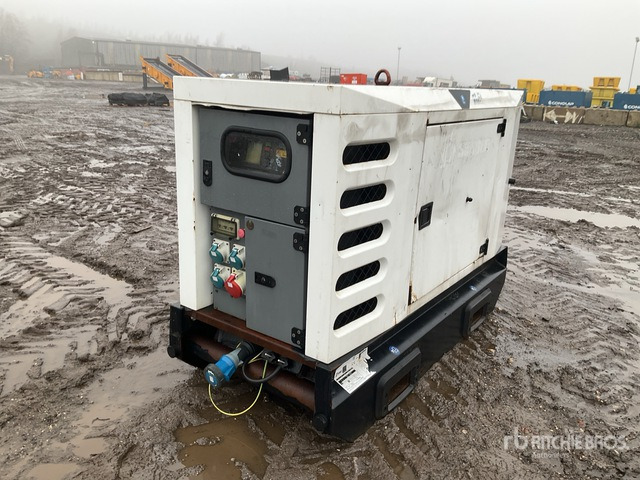 2015 Sdmo R33 Generator Set - Set gjeneratori: foto 2 2015 Sdmo R33 Generator Set - Set gjeneratori: foto 2