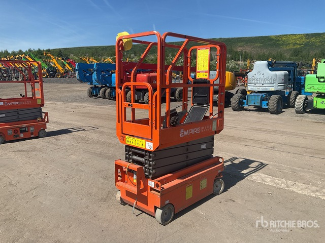 2016 Dingli 0607 Electric Scissor Lift - Ngritës gërshërë: foto 4 2016 Dingli 0607 Electric Scissor Lift - Ngritës gërshërë: foto 4