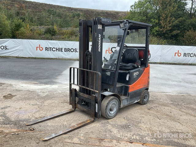 2016 Doosan G208C-5 2016 Doosan G208C-5 Forklift Forklift - Pirun më gaz: foto 4 2016 Doosan G208C-5 2016 Doosan G208C-5 Forklift Forklift - Pirun më gaz: foto 4