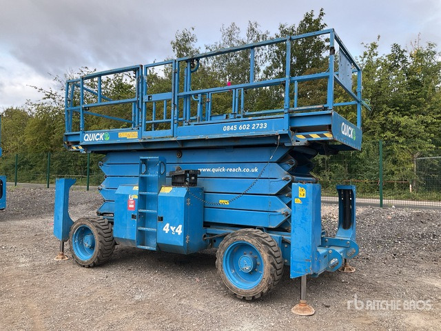 2016 Genie GS5390 4x4 Diesel Scissor Lift - Ngritës gërshërë: foto 2 2016 Genie GS5390 4x4 Diesel Scissor Lift - Ngritës gërshërë: foto 2