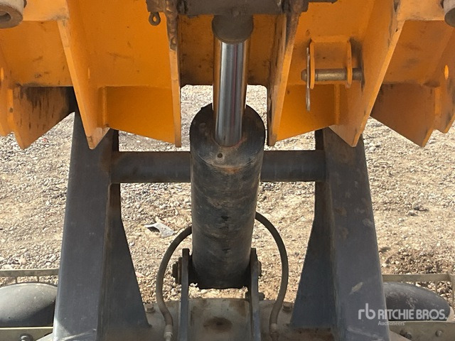 2016 Terex TA6S 6 ton 4x4 Swivel Dumper - Shkarkues: foto 5 2016 Terex TA6S 6 ton 4x4 Swivel Dumper - Shkarkues: foto 5
