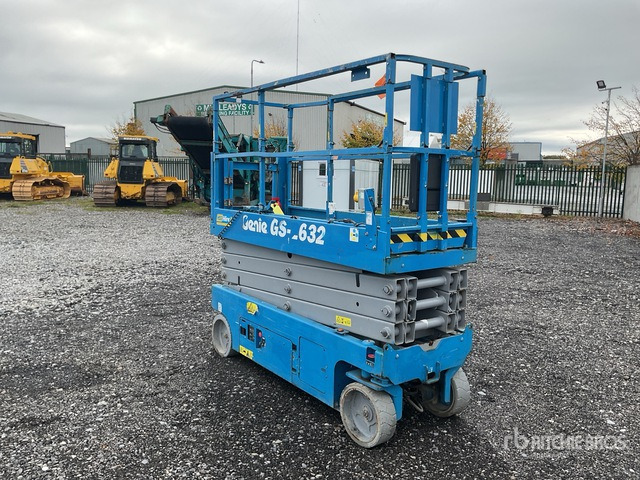 2017 Genie GS2632 2017 Genie GS2632 Scissor Lift Scissor Lift - Ngritës gërshërë: foto 4 2017 Genie GS2632 2017 Genie GS2632 Scissor Lift Scissor Lift - Ngritës gërshërë: foto 4