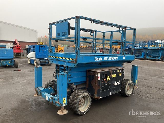 2018 Genie GS3369RT 4x4 Diesel Scissor Lift - Ngritës gërshërë: foto 3 2018 Genie GS3369RT 4x4 Diesel Scissor Lift - Ngritës gërshërë: foto 3