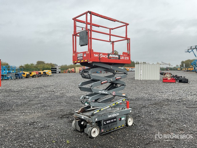 2018 Skyjack SJIII3219 2018 Skyjack SJ3219 Scissor Lift Scissor Lift - Ngritës gërshërë: foto 4 2018 Skyjack SJIII3219 2018 Skyjack SJ3219 Scissor Lift Scissor Lift - Ngritës gërshërë: foto 4