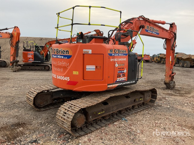 2019 Hitachi ZX225USLC-6 Tracked Excavator - Ekskavator me zinxhirë: foto 4 2019 Hitachi ZX225USLC-6 Tracked Excavator - Ekskavator me zinxhirë: foto 4
