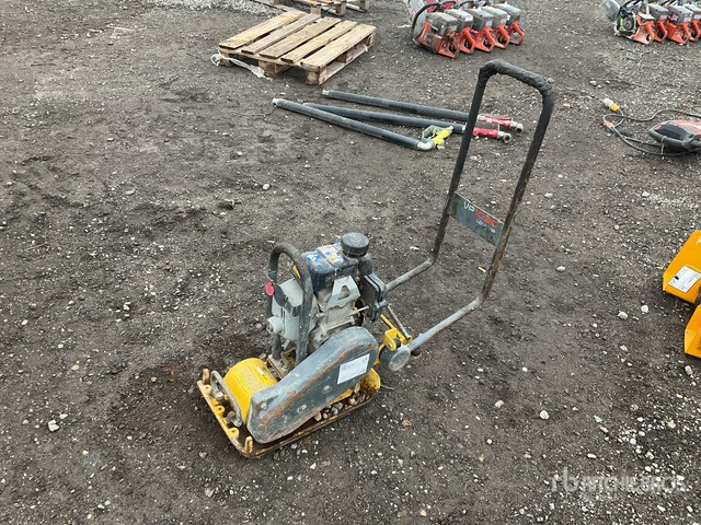 Wacker Neuson VP1030 Vibratory Plate Compactor - Pllakë vibratori: foto 2 Wacker Neuson VP1030 Vibratory Plate Compactor - Pllakë vibratori: foto 2