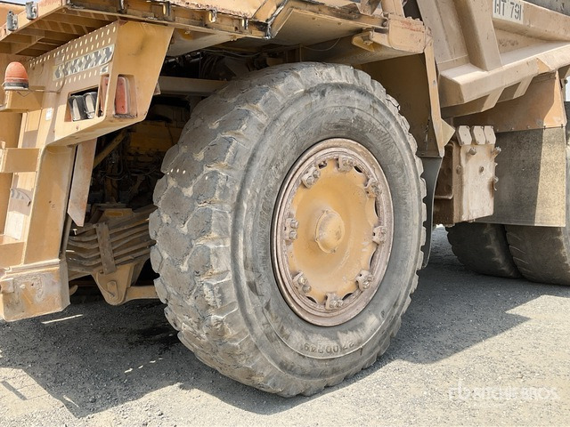 1994 Komatsu HD785-3 - Shkarkues i palëvizshëm: foto 5 1994 Komatsu HD785-3 - Shkarkues i palëvizshëm: foto 5