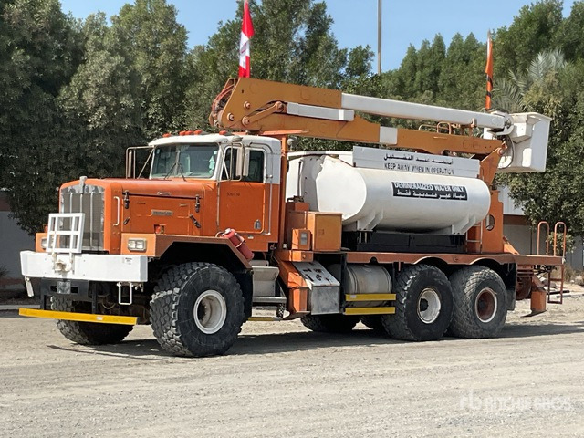 1995 Kenworth C500B 6x6 w/ Water Tank Bucket Truck - Platformë ajrore e montuar në kamion: foto 1 1995 Kenworth C500B 6x6 w/ Water Tank Bucket Truck - Platformë ajrore e montuar në kamion: foto 1