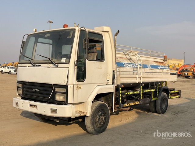 2002 Iveco Cargo 712 5000 L 4x2 Water Truck - Autobot: foto 1 2002 Iveco Cargo 712 5000 L 4x2 Water Truck - Autobot: foto 1