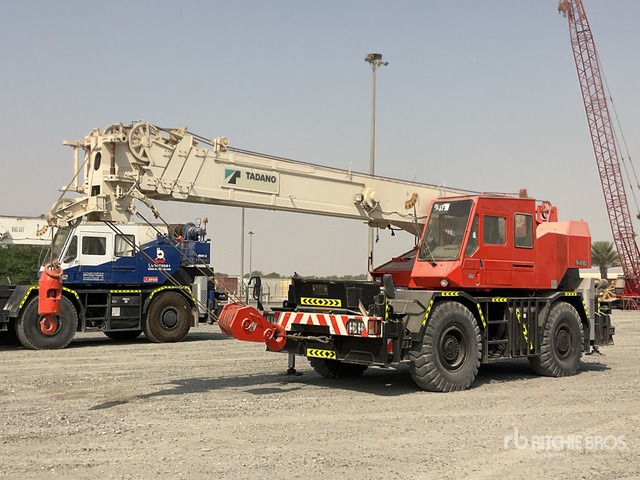 2002 Tadano TR300EX 30 ton 4x4x4 Rough Terrain Crane - Vinç për terrene të vështira: foto 1 2002 Tadano TR300EX 30 ton 4x4x4 Rough Terrain Crane - Vinç për terrene të vështira: foto 1