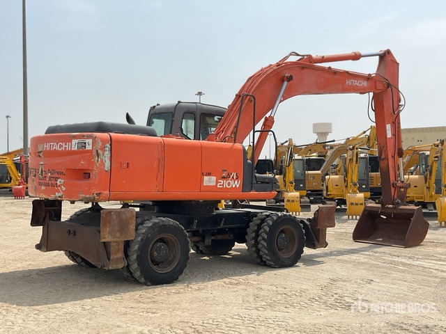 2005 Hitachi ZX210W - Ekskavator me goma: foto 4 2005 Hitachi ZX210W - Ekskavator me goma: foto 4