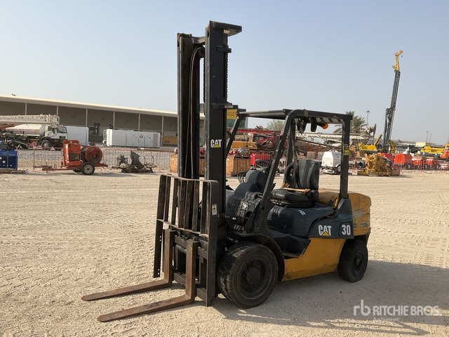 2006 Cat DE30NT 3 ton Forklift - Pirun më naftë: foto 2 2006 Cat DE30NT 3 ton Forklift - Pirun më naftë: foto 2