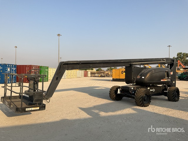 2006 JLG 800A 4WD Gasoline Articulating Boom Lift - Krah me çernjerë: foto 2 2006 JLG 800A 4WD Gasoline Articulating Boom Lift - Krah me çernjerë: foto 2