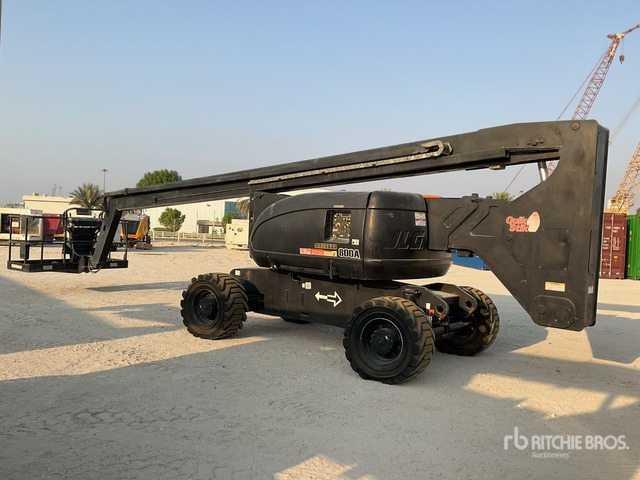 2006 JLG 800A 4WD Gasoline Articulating Boom Lift - Krah me çernjerë: foto 4 2006 JLG 800A 4WD Gasoline Articulating Boom Lift - Krah me çernjerë: foto 4
