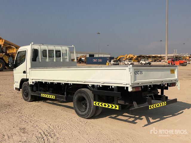2006 Mitsubishi Canter 4x2 Flatbed Truck - Kamion me karroceri të hapur: foto 2 2006 Mitsubishi Canter 4x2 Flatbed Truck - Kamion me karroceri të hapur: foto 2
