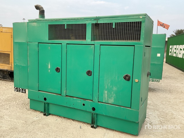2007 Cummins C110D54 110 kVA Skid-Mounted Generator Set - Set gjeneratori: foto 1 2007 Cummins C110D54 110 kVA Skid-Mounted Generator Set - Set gjeneratori: foto 1