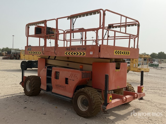 2007 JLG 4394 RT 4x4 Diesel Scissor Lift - Ngritës gërshërë: foto 3 2007 JLG 4394 RT 4x4 Diesel Scissor Lift - Ngritës gërshërë: foto 3