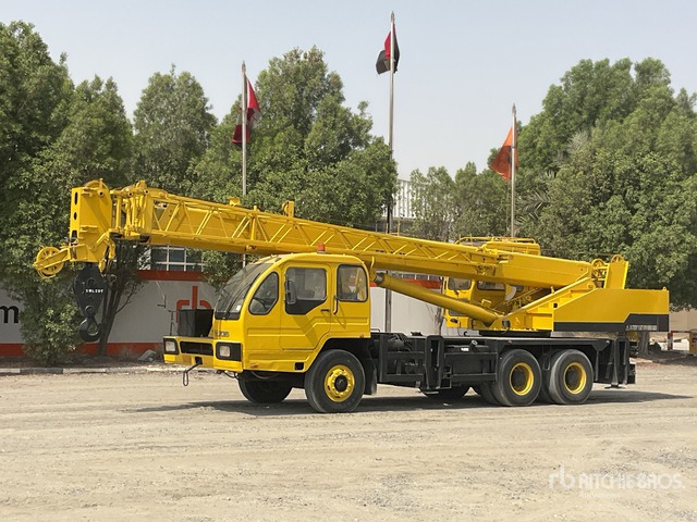 2007 XCMG QY20 20 ton 6x4 Hydraulic Truck Crane - Autovinç: foto 2 2007 XCMG QY20 20 ton 6x4 Hydraulic Truck Crane - Autovinç: foto 2