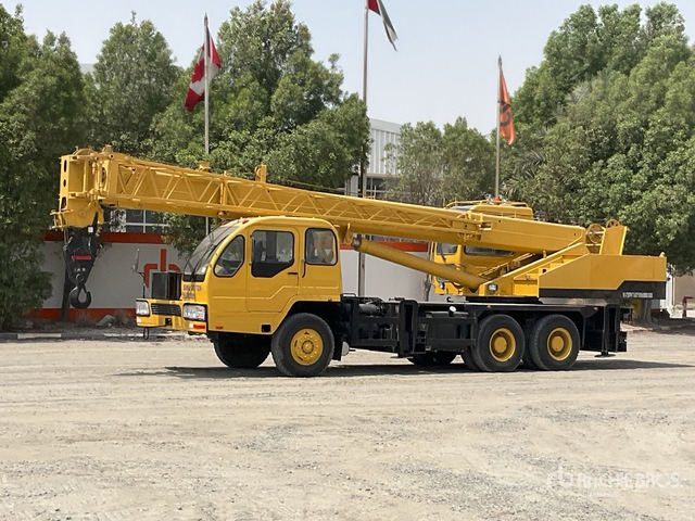 2007 XCMG QY20 20 ton 6x4 Hydraulic Truck Crane - Autovinç: foto 2 2007 XCMG QY20 20 ton 6x4 Hydraulic Truck Crane - Autovinç: foto 2