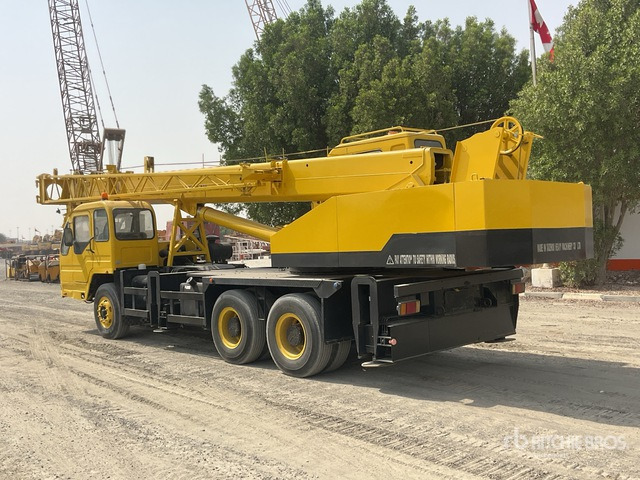 2007 XCMG QY20 20 ton 6x4 Hydraulic Truck Crane - Autovinç: foto 3 2007 XCMG QY20 20 ton 6x4 Hydraulic Truck Crane - Autovinç: foto 3