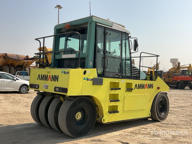 2008 Ammann AP240 8 Wheel Pneumatic Roller - Rul rrugësh: foto 3 2008 Ammann AP240 8 Wheel Pneumatic Roller - Rul rrugësh: foto 3