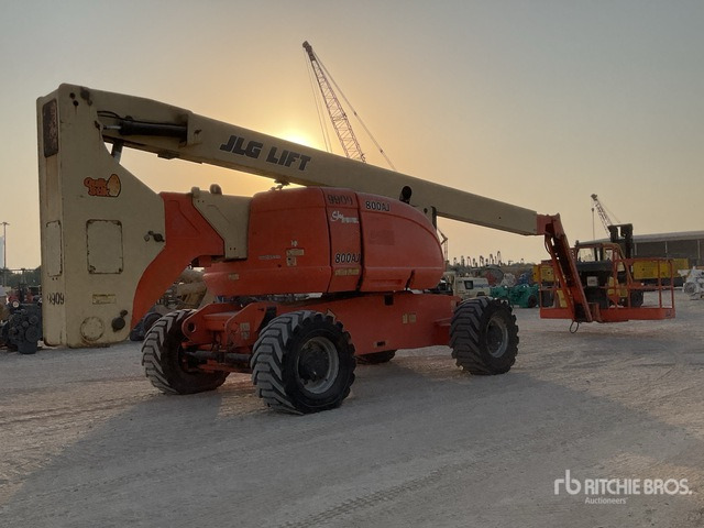2008 JLG 800AJ 4WD Diesel Articulating Boom Lift - Krah me çernjerë: foto 4 2008 JLG 800AJ 4WD Diesel Articulating Boom Lift - Krah me çernjerë: foto 4