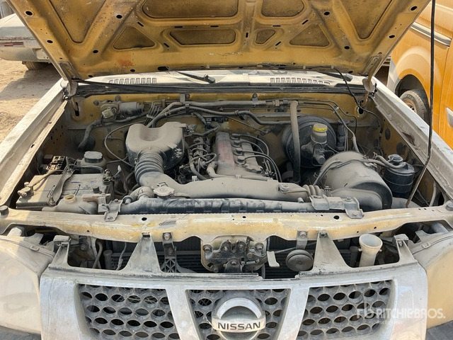 2008 Nissan 4x4 Crew Cab (Inoperable) Pickup - Pick up: foto 5 2008 Nissan 4x4 Crew Cab (Inoperable) Pickup - Pick up: foto 5
