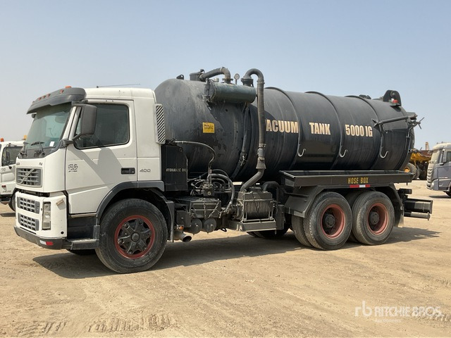 2008 Volvo FM400 6x4 20000 Liters Vacuum Tanker Truck - Kamion me vakuum: foto 2 2008 Volvo FM400 6x4 20000 Liters Vacuum Tanker Truck - Kamion me vakuum: foto 2