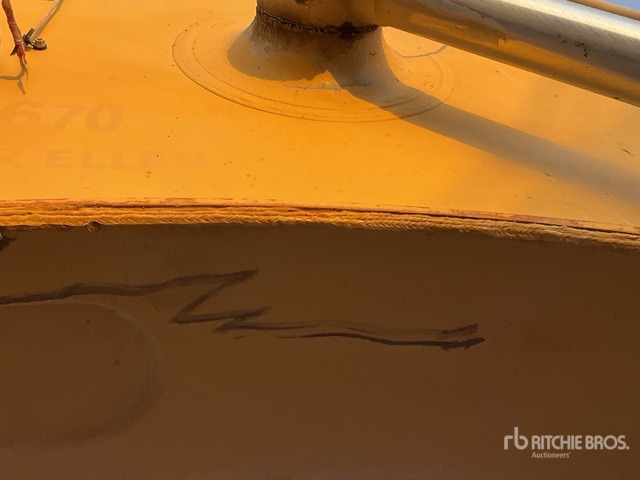 2011 Cat 374DL - Ekskavator me zinxhirë: foto 4 2011 Cat 374DL - Ekskavator me zinxhirë: foto 4