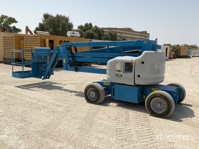 2012 Genie Z-45/25J 2WD Diesel Articulating Boom Lift - Krah me çernjerë: foto 3 2012 Genie Z-45/25J 2WD Diesel Articulating Boom Lift - Krah me çernjerë: foto 3