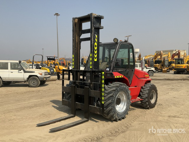 2012 Manitou M-X50-4 4x4 Rough Terrain Forklift - Ngarkues me pirun për terren të ashpër: foto 1 2012 Manitou M-X50-4 4x4 Rough Terrain Forklift - Ngarkues me pirun për terren të ashpër: foto 1