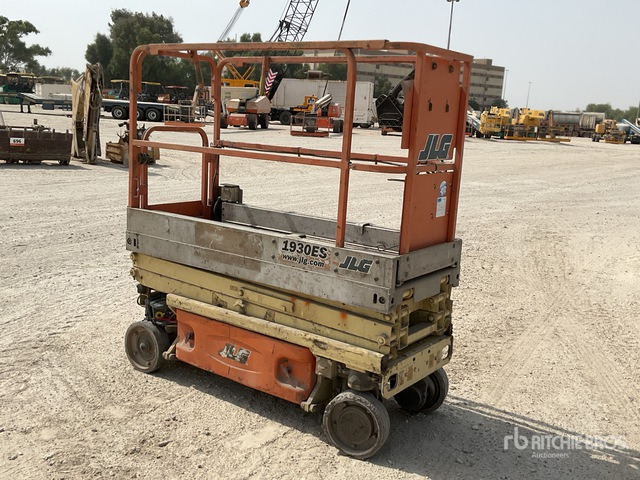 2013 JLG 1930ES Electric Scissor Lift - Ngritës gërshërë: foto 1 2013 JLG 1930ES Electric Scissor Lift - Ngritës gërshërë: foto 1